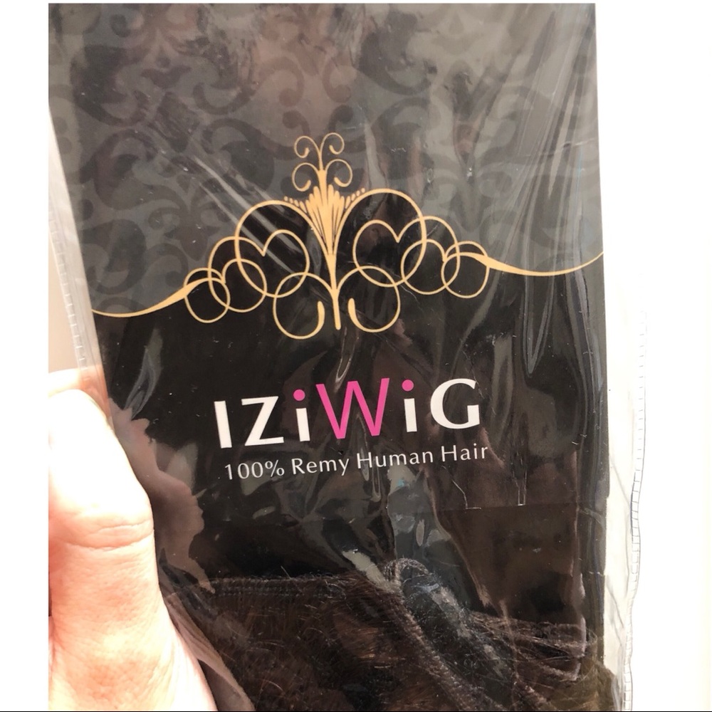 BRANDNEW 100% Remy hair extensions w/out the clips